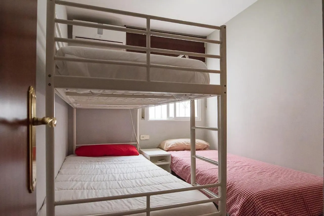 Apartment Malagaonbeach 1 - Two Bedrooms - Up To 3 People - 10 Meters Beach