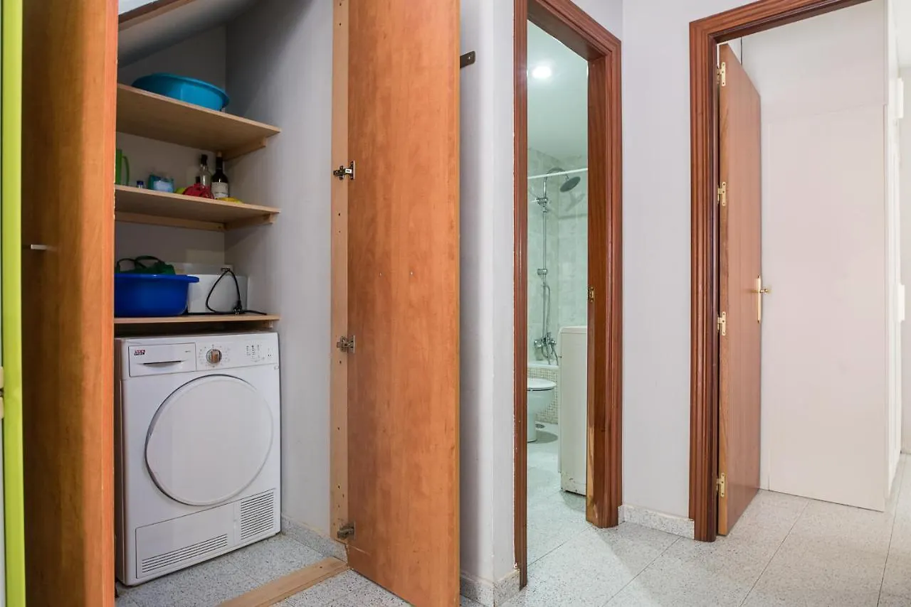 Malagaonbeach 1 - Two Bedrooms - Up To 3 People - 10 Meters Beach 0*, Malaga