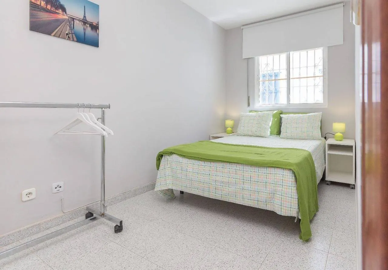Malagaonbeach 1 - Two Bedrooms - Up To 3 People - 10 Meters Beach