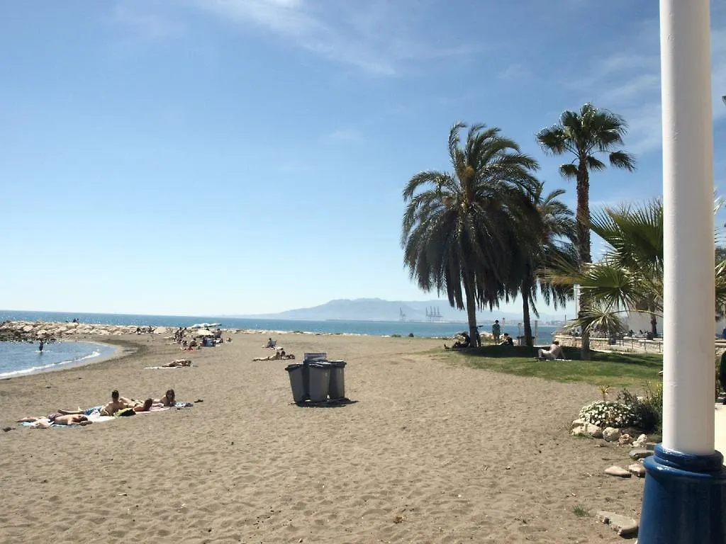 Malagaonbeach 1 - Two Bedrooms - Up To 3 People - 10 Meters Beach Apartment