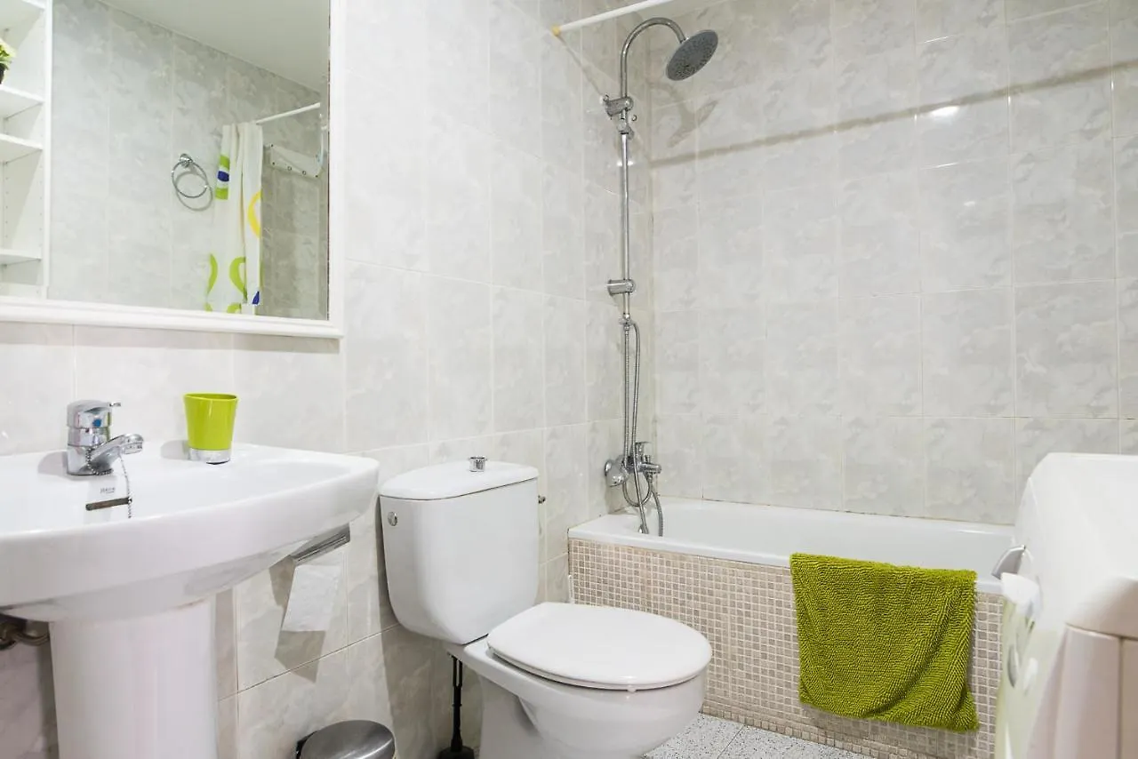 Apartment Malagaonbeach 1 - Two Bedrooms - Up To 3 People - 10 Meters Beach